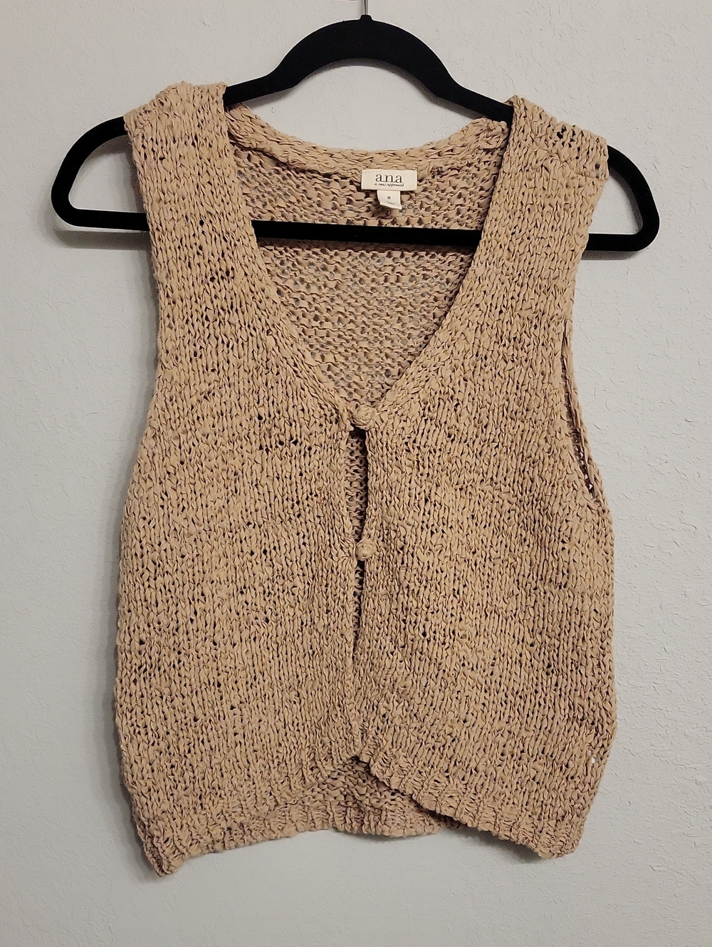 ana Open-Weave Knit Sleeveless Vest in Light Beige